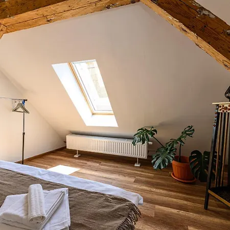 Historical * Braszów